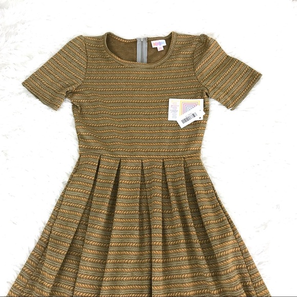 NWT LuLaRoe Amelia dress size XS - Picture 1 of 6